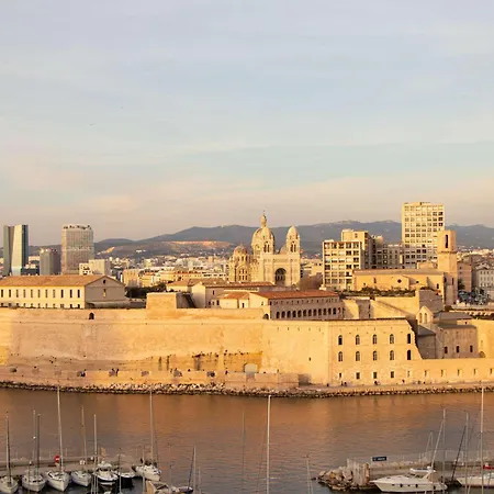 Sofitel Vieux-port 5*