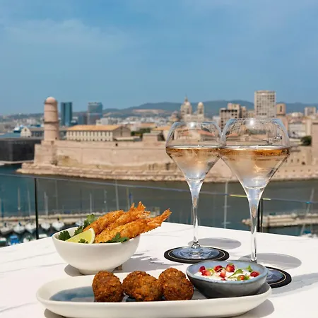 Sofitel Vieux-port 5*