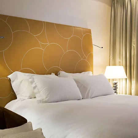 Sofitel Vieux-port Hotel 5*
