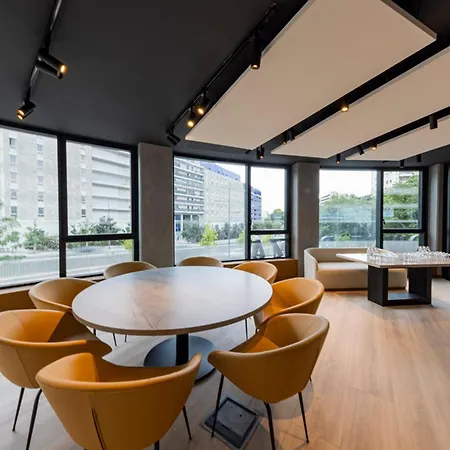 Crowne Plaza - Le Dome 4* マルセイユ