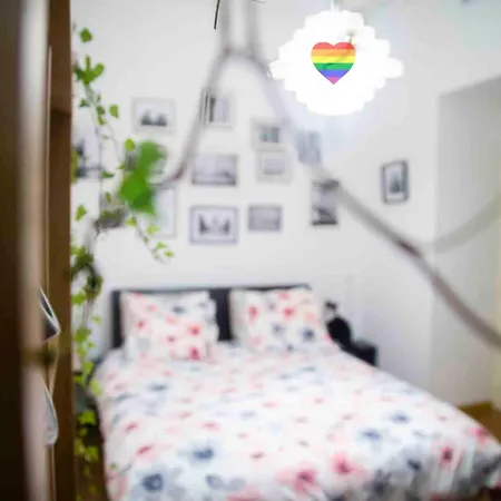 Fred's Guest Room, Vieuxport, Climatise, Friendly Homestay