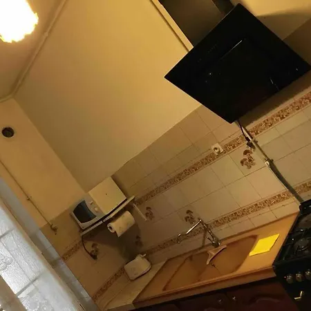 Flc-charm Of Old- Large 3 -st Charles- Box 1 Car Extra Apartment *