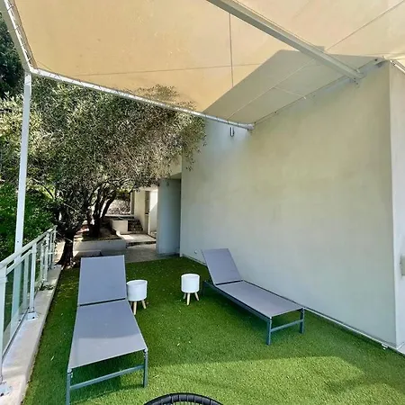 Villa Jfk *