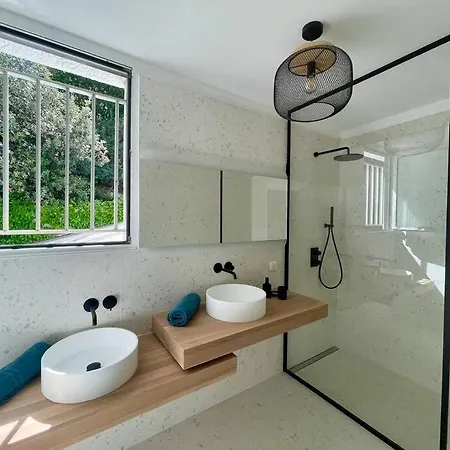 Jfk Villa Marseille