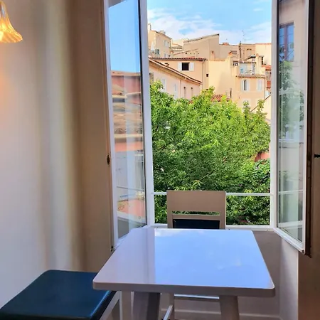 Guest house Vieux Port Panier Jardin