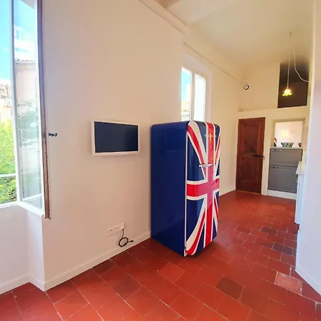 Vieux Port Panier Jardin Guest house