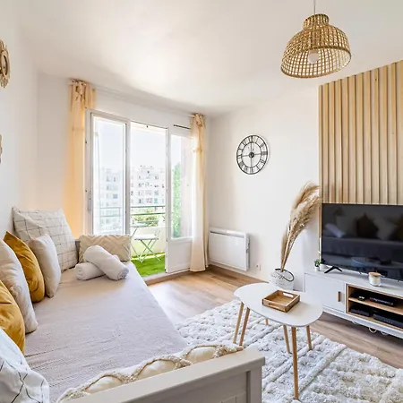 Appartamento St Charles : Confortable+ Balcon *