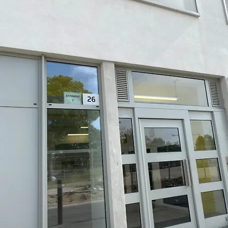 Gk2night, Avec Parking Sous Sol Gratuit Apartment *