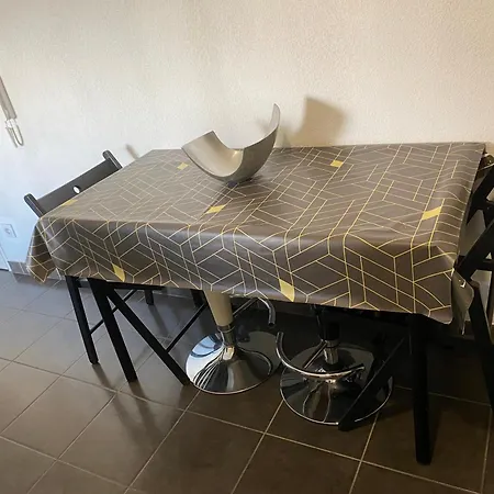Apartment Gk2night, Avec Parking Sous Sol Gratuit Marseille