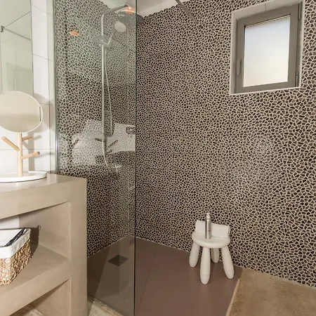 96 Hotell