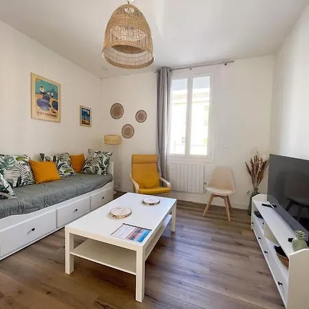 Apartment Le Petit Marseillais Avec Patio Marseille