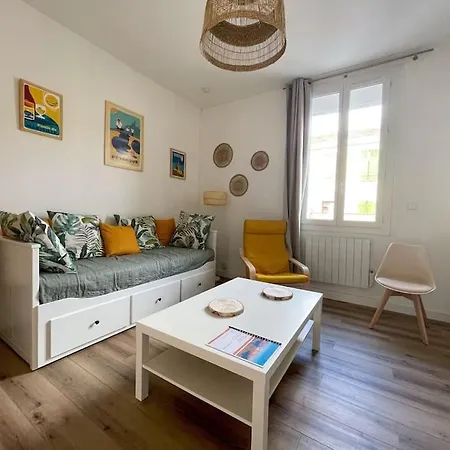 Le Petit Marseillais Avec Patio