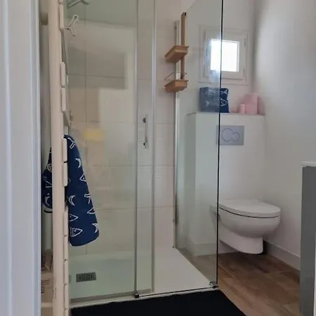 Maison Au Calme Proche Calanques Hébergement de vacances *