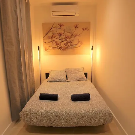 Apartment Atypique T3 Clim 80m2 Avec Patio Marseille