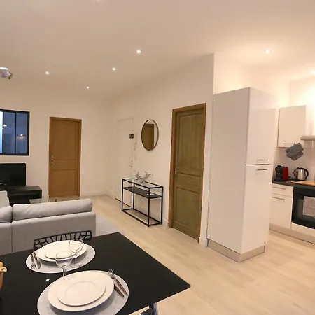 Apartment Atypique T3 Clim 80m2 Avec Patio