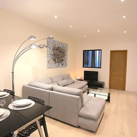 Atypique T3 Clim 80m2 Avec Patio