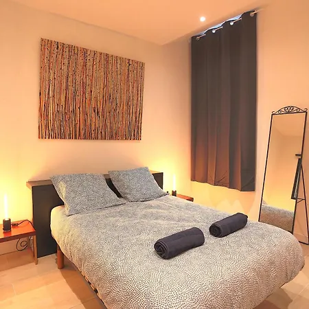 Atypique T3 Clim 80m2 Avec Patio Apartment