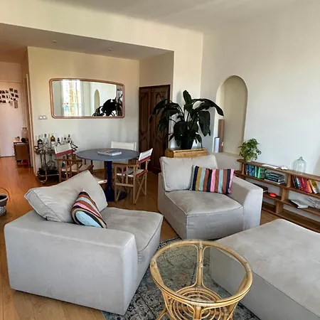 Habitación en casa particular In In Palais Longchamp,
