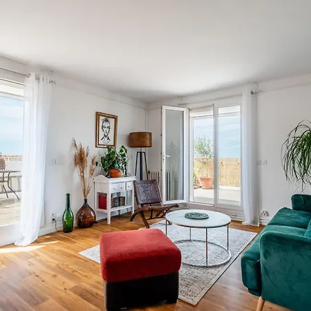 With Large Terrace And Panoramic View - 2 Bedrooms, Marseille