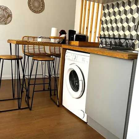 Deco Blancarde 2-3 Pers Terrasse Parking Clim Marseille