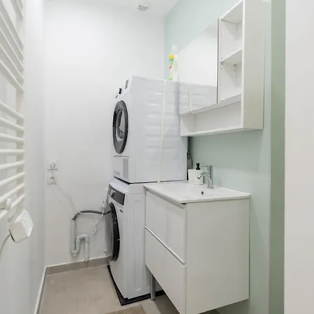 Vieux-port Gare St Charles Le Massilia Apartment *