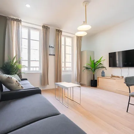 Vieux-port Gare St Charles Le Massilia Apartment