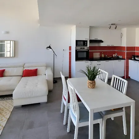 Apartment T3 Duplex Sous Les Toits De Panier Vieux Port Marseille