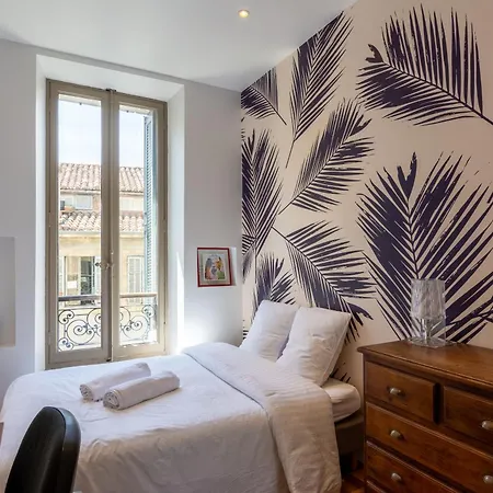 T4 Cours Julien Proche Vieux-port - Parking Gratuit * Marsilya