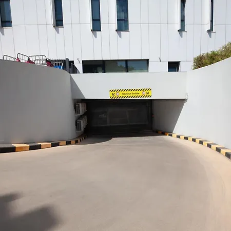 东横马赛圣查尔斯酒店