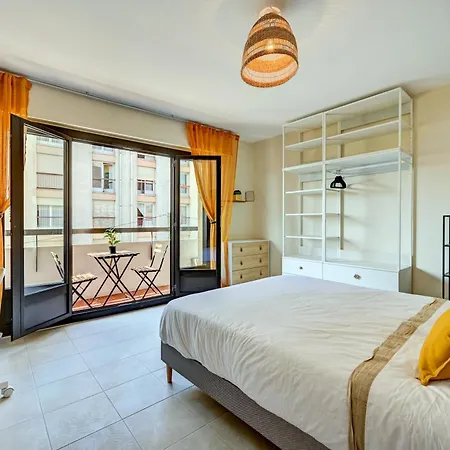Superbe Neuf 3 A Coucher Proche Centre-ville Apartment