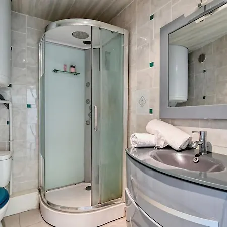 Spacieux Pres Du Velodrome Et Des Plages Appartement *
