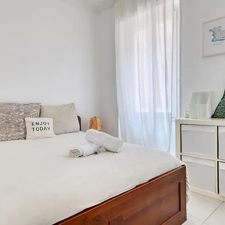 Spacieux Pres Du Velodrome Et Des Plages Appartement
