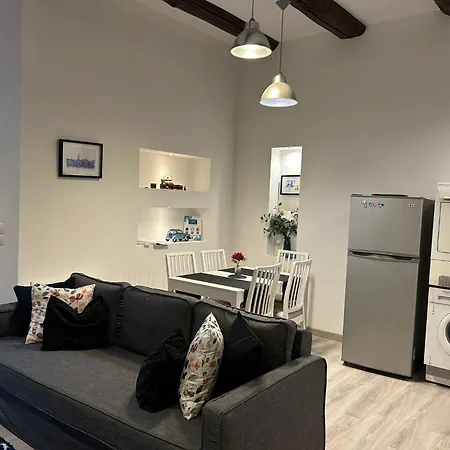 Au Coeur Du Vieux-port - Cosy Au Calme - 2 Avec Sa Cour Privee - La Criee Apartment *