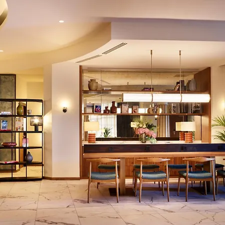 Radisson Blu Vieux Port 4* Marseilles