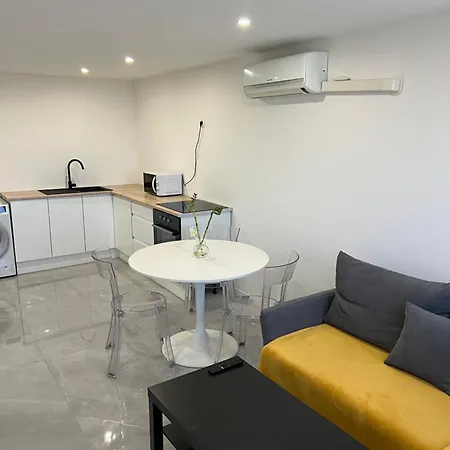 Type 2 Moderne Neuf Daire