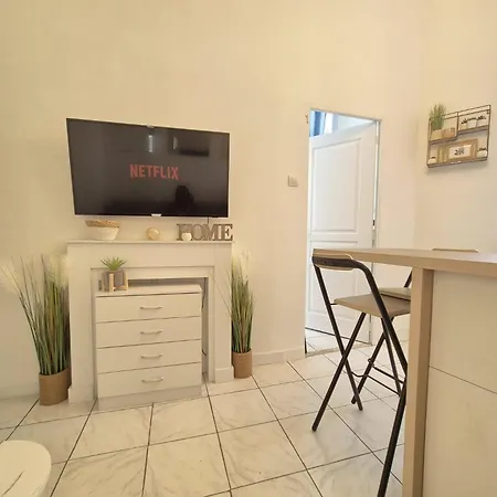 Cosy T-3 Proche Velodrome,plages Idealement Situe Appartement Marseille