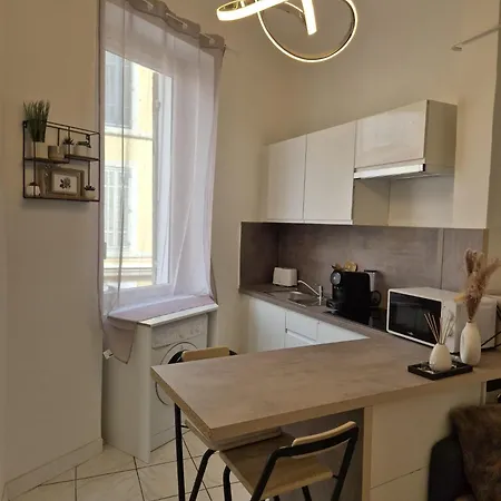 Appartement Cosy T-3 Proche Velodrome,plages Idealement Situe Marseille