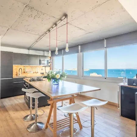 Dream Ocean View With Balcony Close To Apartment