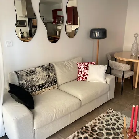 M Du Prado Apartment Marseille