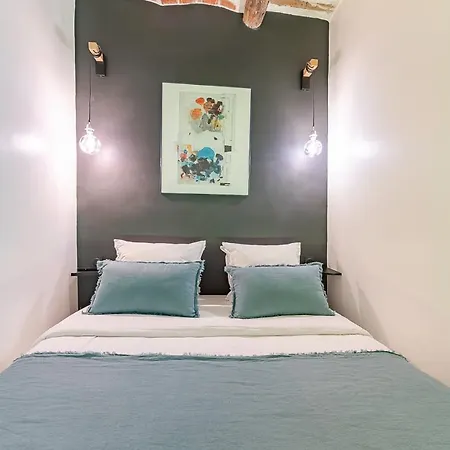 Belle Renovation Moderne Au Coeur Du Panier Marseilles