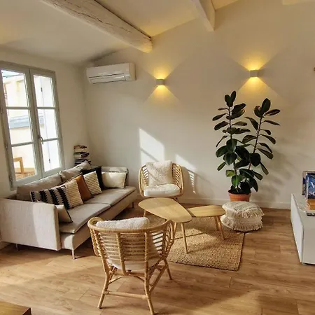 Apartment Terrasse - Hyper Centre - 2 - Parking Gratuit - Calme & Lumineux - Arrivee Autonome Marseille