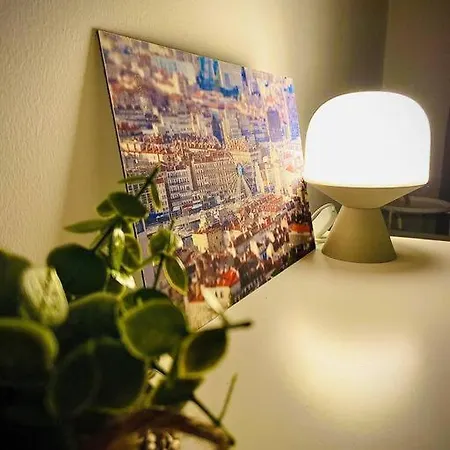 Votre Pied-a-terre A T3 Cosy A Deux Pas Du Vieux-port Apartment *