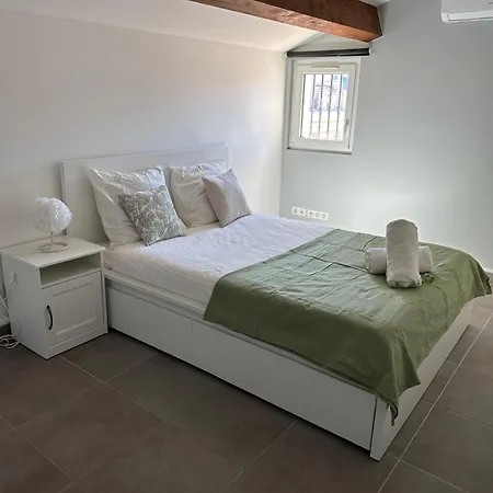 T3 Duplex Sous Les Toits De Panier Vieux Port *