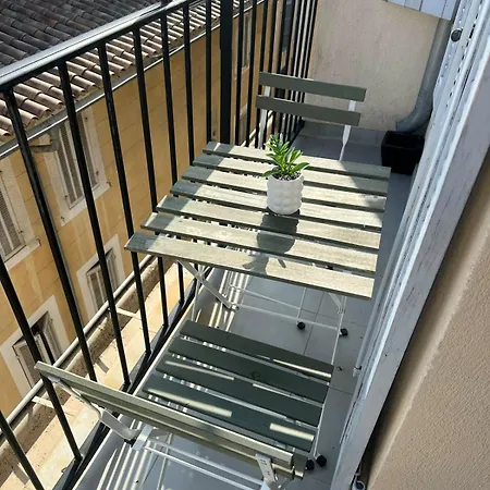 T3 Duplex Sous Les Toits De Panier Vieux Port *