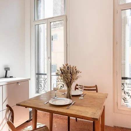Apartment |aaa|- Pure & Natural Massilia Center