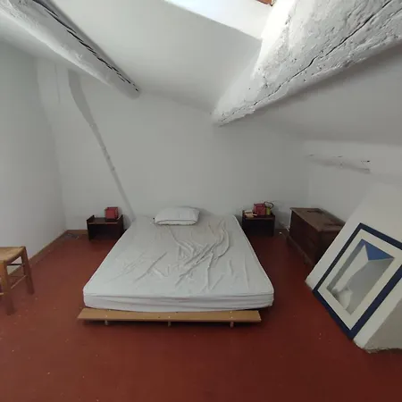 Apartamento Sunny And Fully Furnished Duplex In *