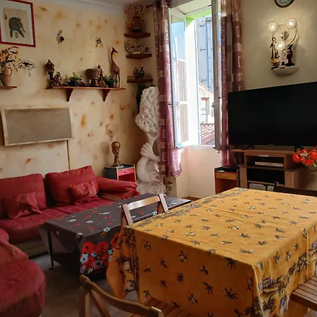 Apartment Loft Americain Centre 7 Personnes *