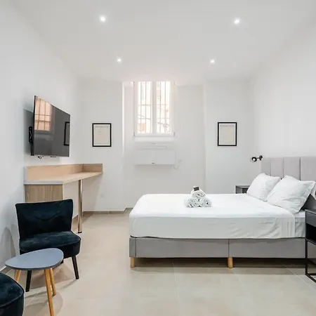 Fully-equipped In Panier Close To Business Area Joliette And Old-port Appartamento *