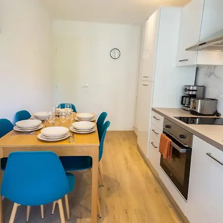T5 Ideal Groupes & Familles, St Charles-joliette Apartment Marseille