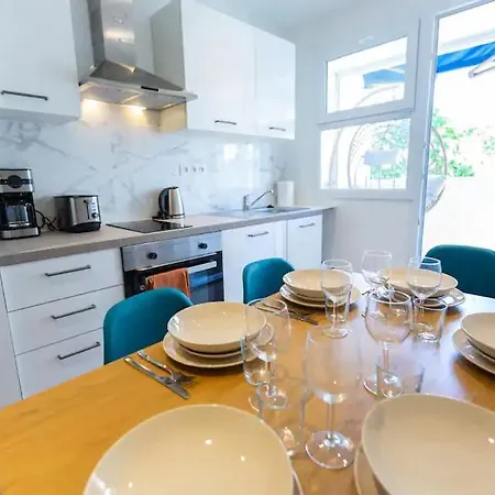 Apartment T5 Ideal Groupes & Familles, St Charles-joliette